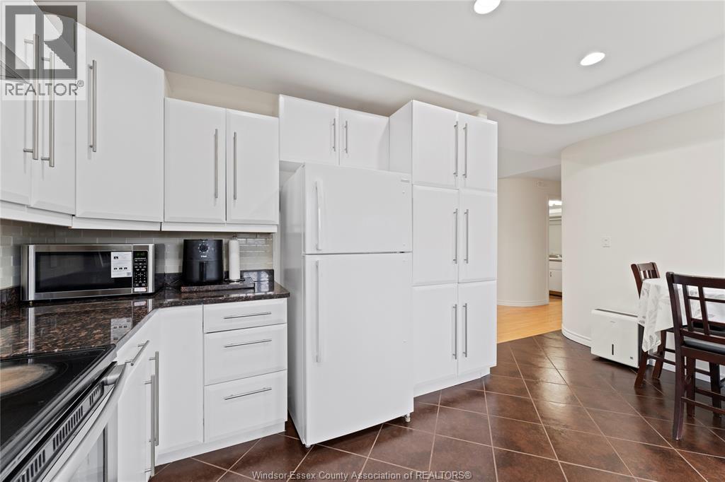 4824 Barcelona, Windsor, Ontario  N9G 3E9 - Photo 15 - 26011735