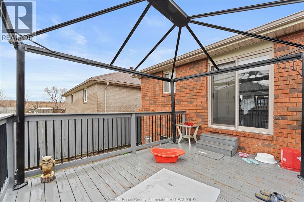 4824 Barcelona, Windsor, Ontario  N9G 3E9 - Photo 38 - 26011735