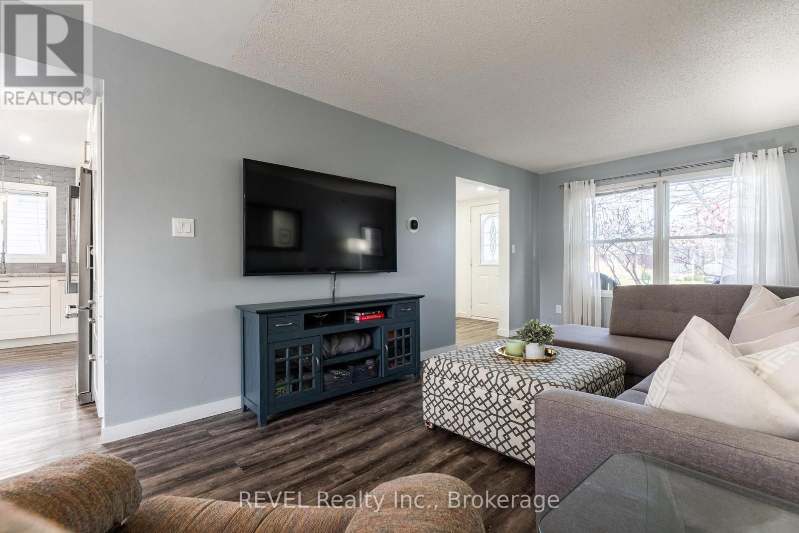 259 Vansickle Road, St. Catharines (Rykert/vansickle), Ontario L2S 2S9 - Photo 9 - X13155564