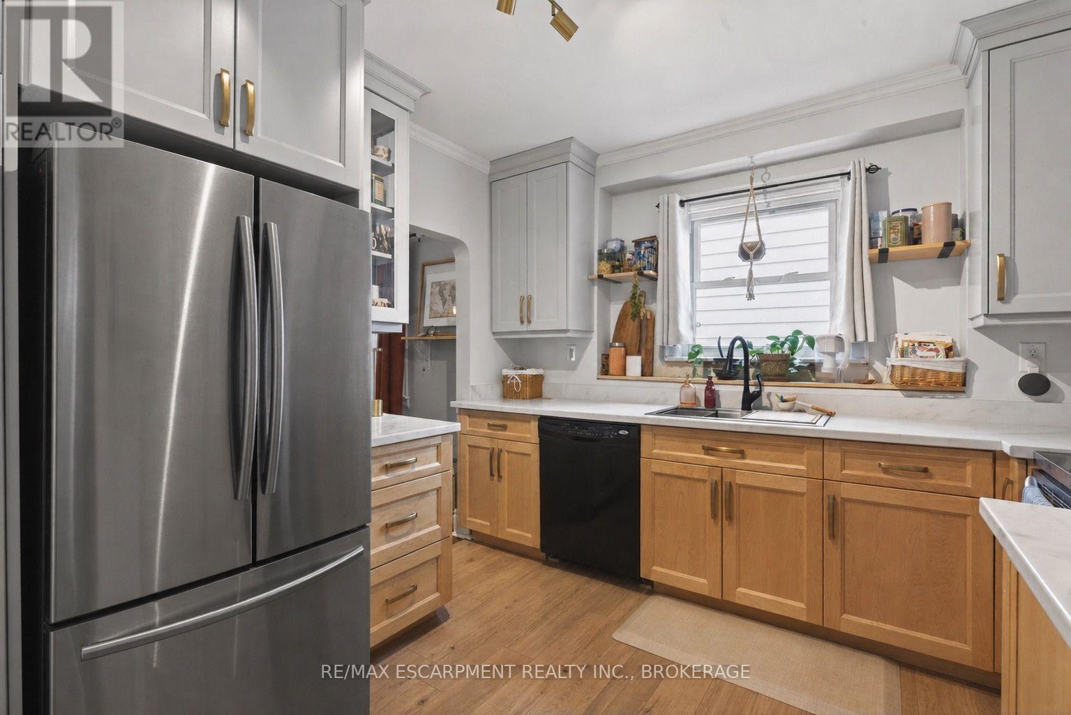 206 York Street, St. Catharines (Haig), Ontario  L2R 6G4 - Photo 23 - X13155572