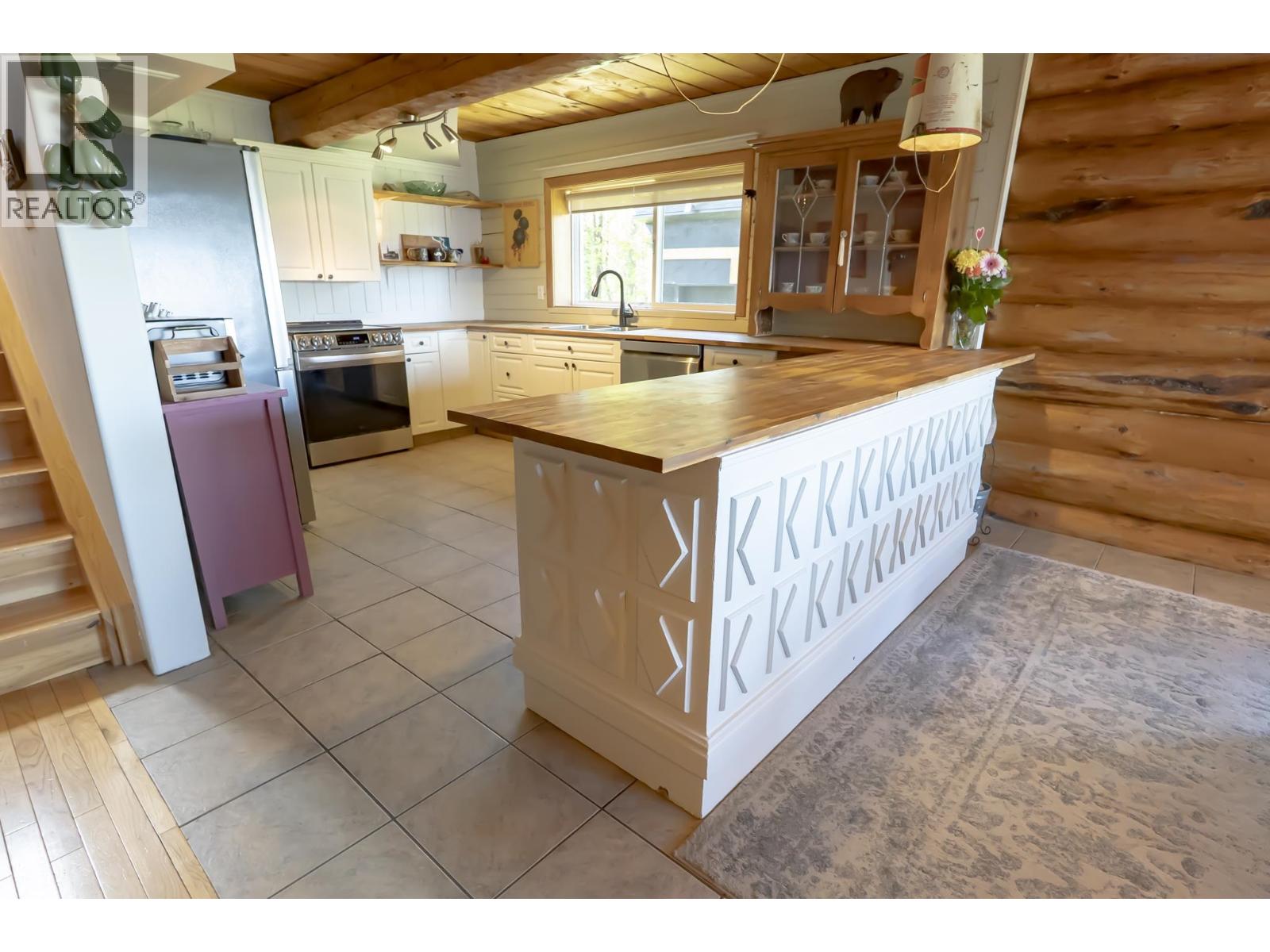 7252 Sowchea Road, Fort St. James, British Columbia  V0J 1P0 - Photo 9 - R3124883
