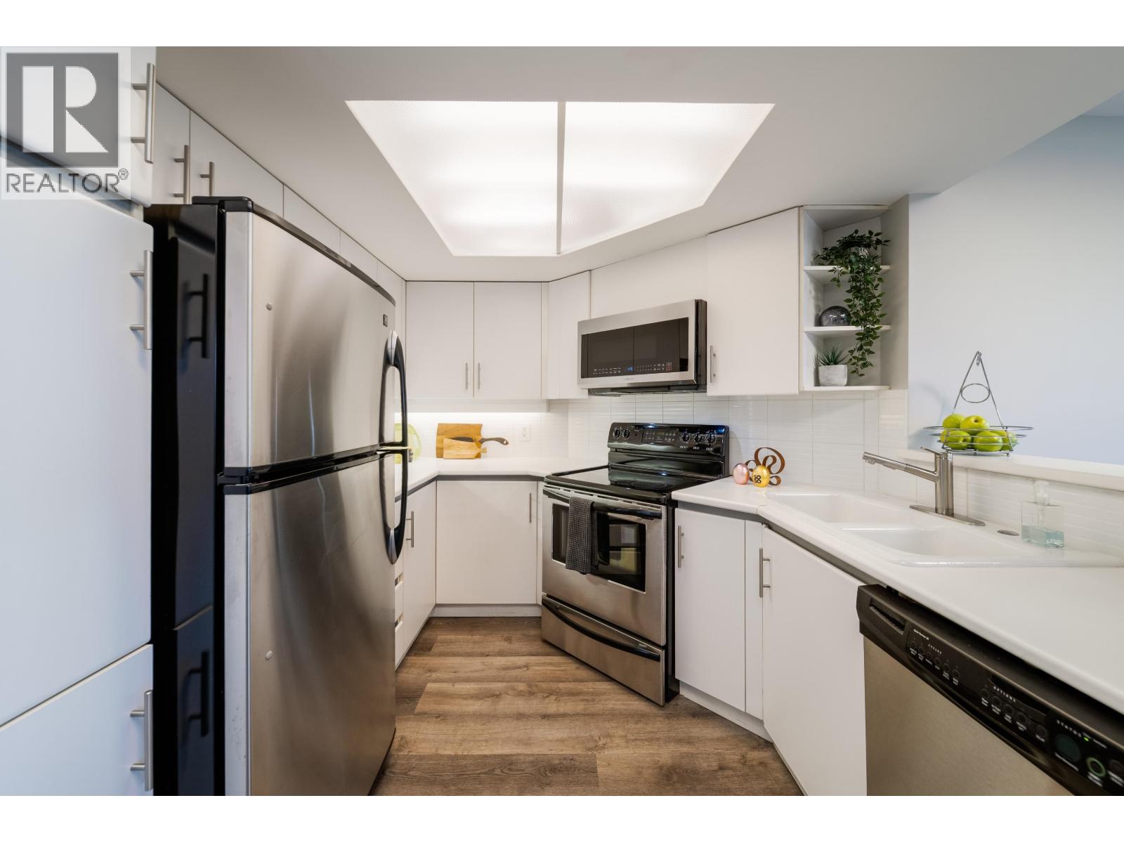 203 408 Lonsdale Avenue, North Vancouver, British Columbia V7M 2G5 - Photo 13 - R3121995