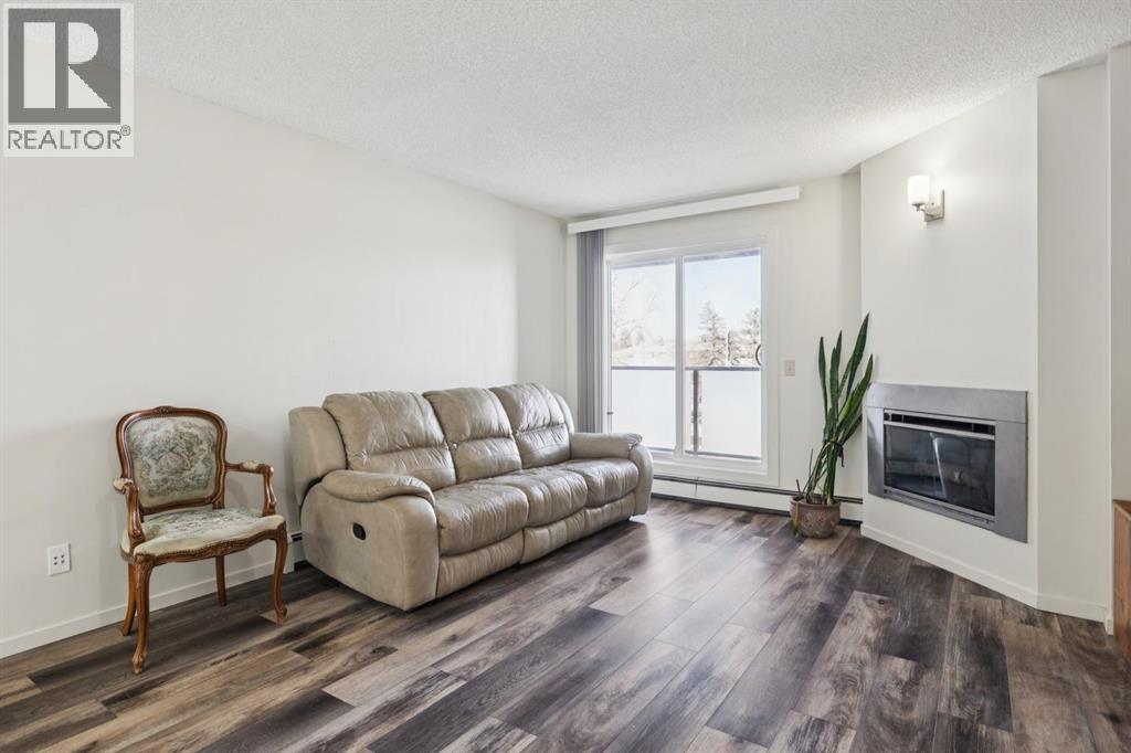 34, 2034 Edenwold Heights NW, Calgary, Alberta  T3A 3Y2 - Photo 2 - A2312989