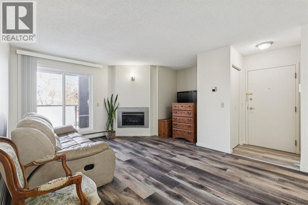 34, 2034 Edenwold Heights NW, Calgary, Alberta  T3A 3Y2 - Photo 3 - A2312989