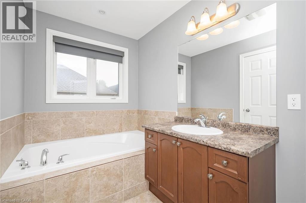 23 Bellflower Boulevard, Hamilton, Ontario  L0R 1P0 - Photo 19 - 40832283
