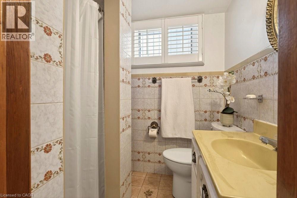 381 Red Oak Avenue, Stoney Creek, Ontario  L8E 2C5 - Photo 39 - 40832259