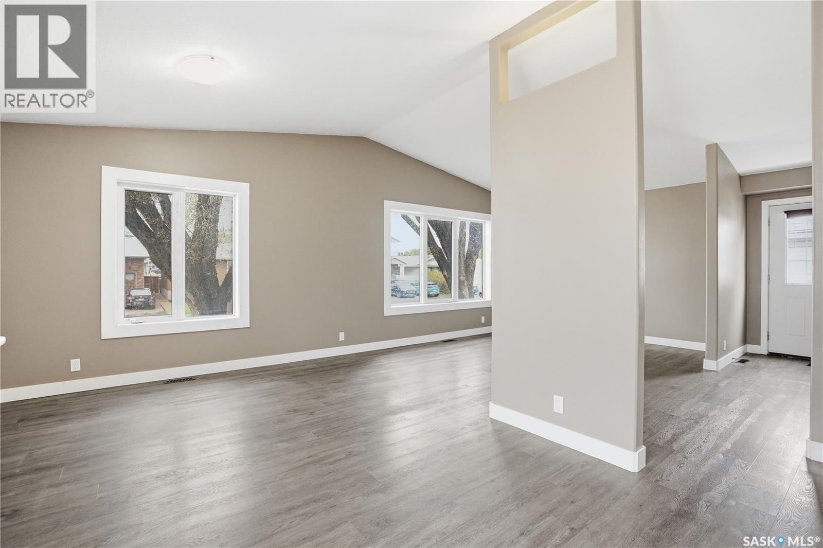 330b X Avenue S, Saskatoon, Saskatchewan S7M 3H6 - Photo 15 - SK036605