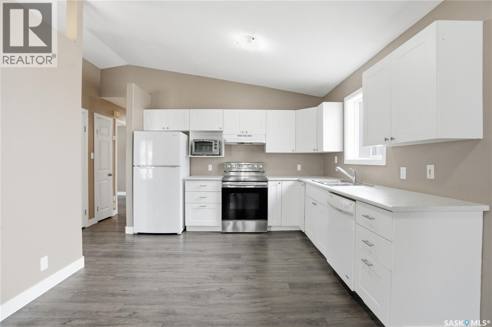 330b X Avenue S, Saskatoon, Saskatchewan S7M 3H6 - Photo 12 - SK036605