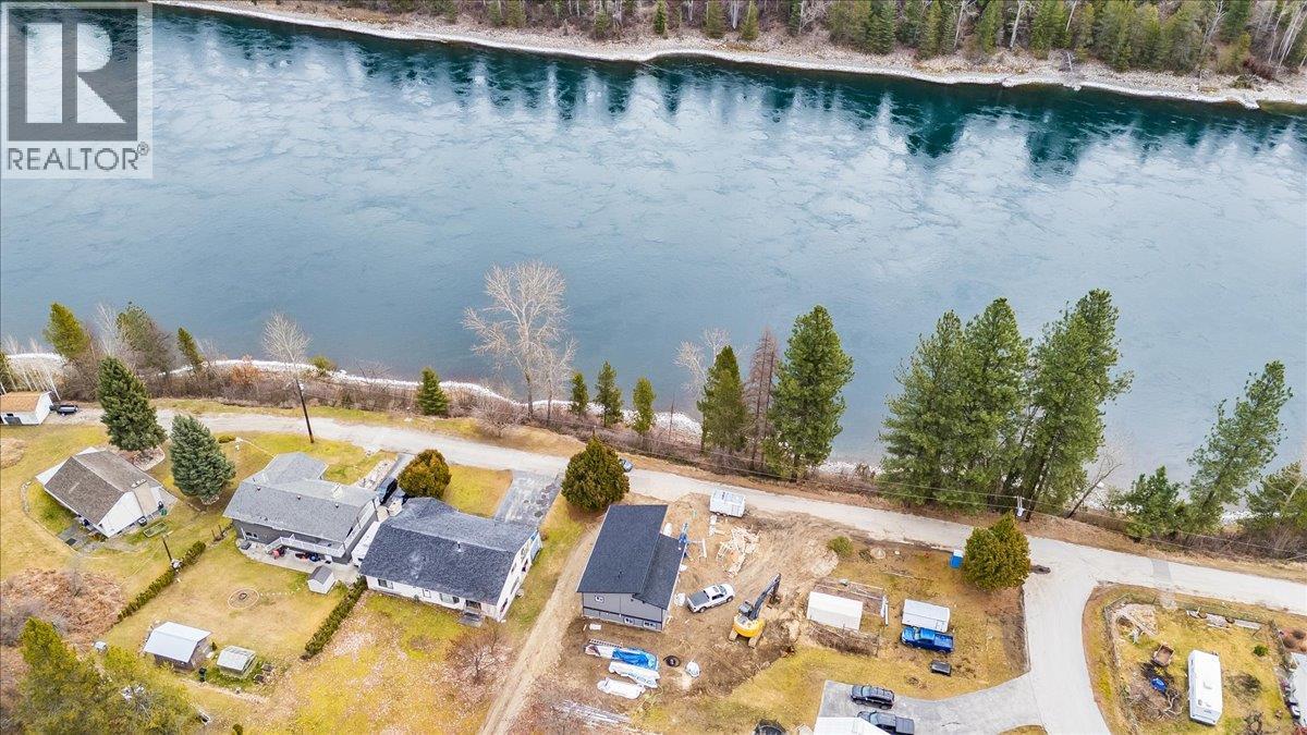 2808 1st Avenue, Castlegar, British Columbia  V1N 2R2 - Photo 38 - 10379265