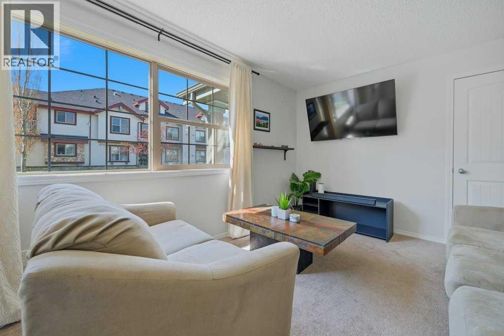 106, 31 Everridge Square SW, Calgary, Alberta  T2Y 5J7 - Photo 5 - A2313070