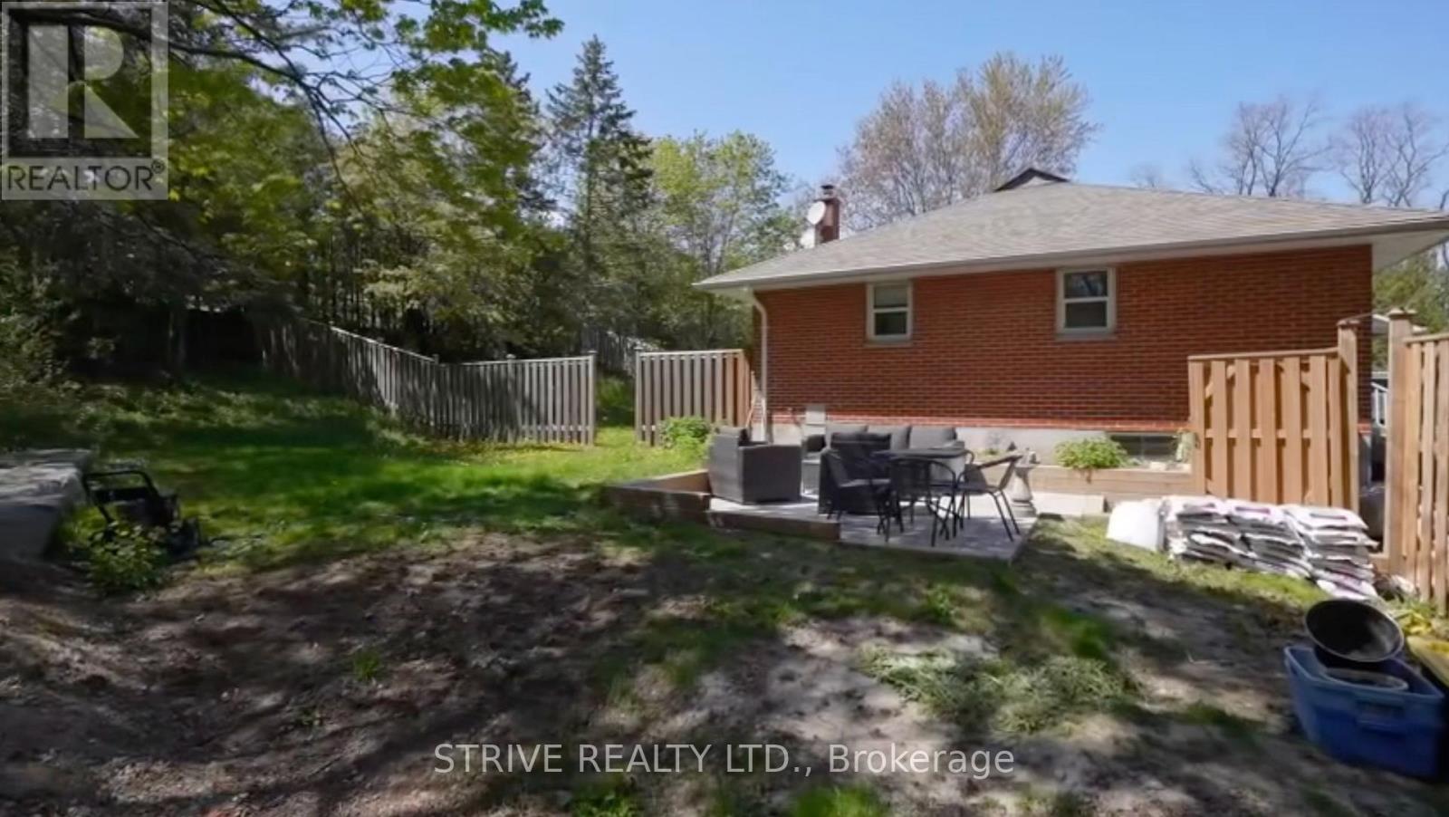 A - 410 Thornton Road N, Oshawa, Ontario  L1J 6W5 - Photo 21 - E13155406
