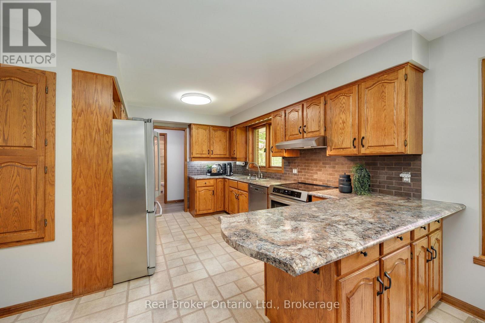 3061 Green Road, Clarington, Ontario  L1C 3K4 - Photo 10 - E13155496