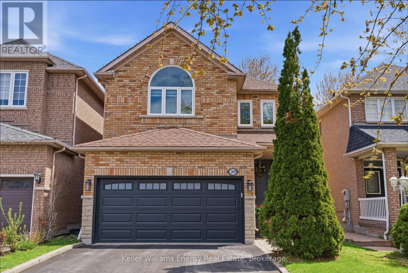 2019 Erin Gate Boulevard, Pickering, Ontario  L1X 2V5 - Photo 1 - E13155538