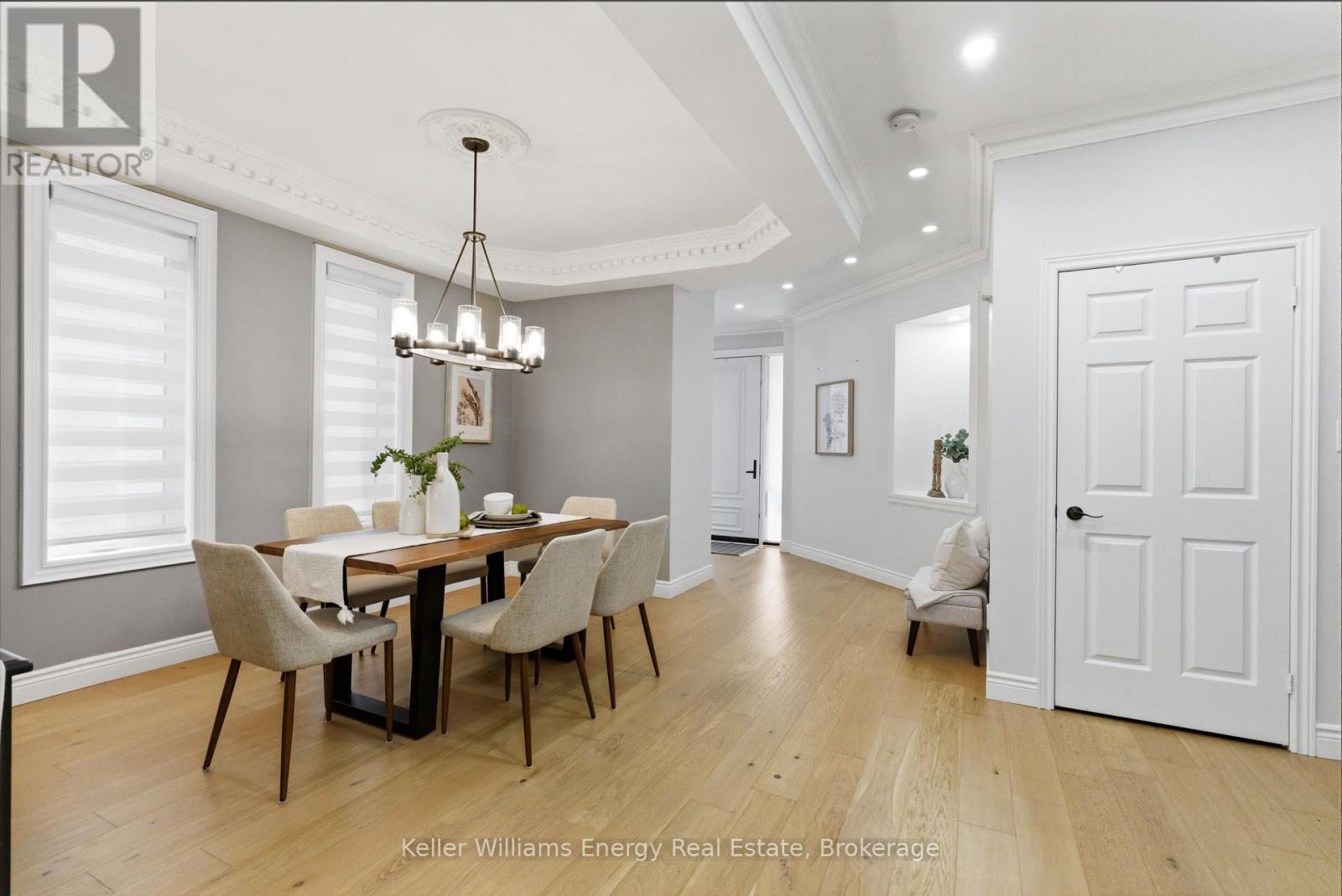 2019 Erin Gate Boulevard, Pickering, Ontario  L1X 2V5 - Photo 3 - E13155538