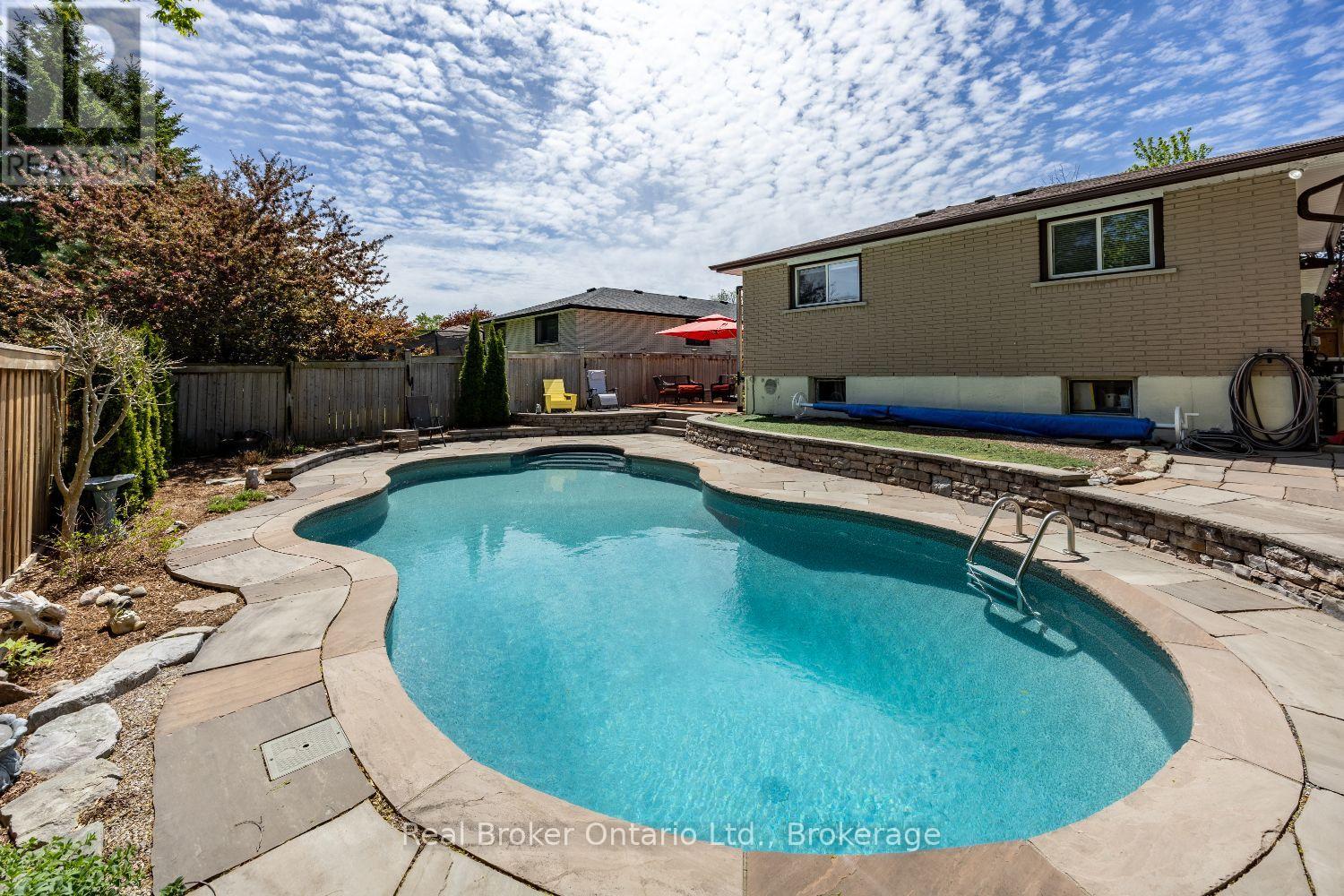 17 Strike Avenue, Clarington, Ontario  L1C 1K2 - Photo 40 - E13155772