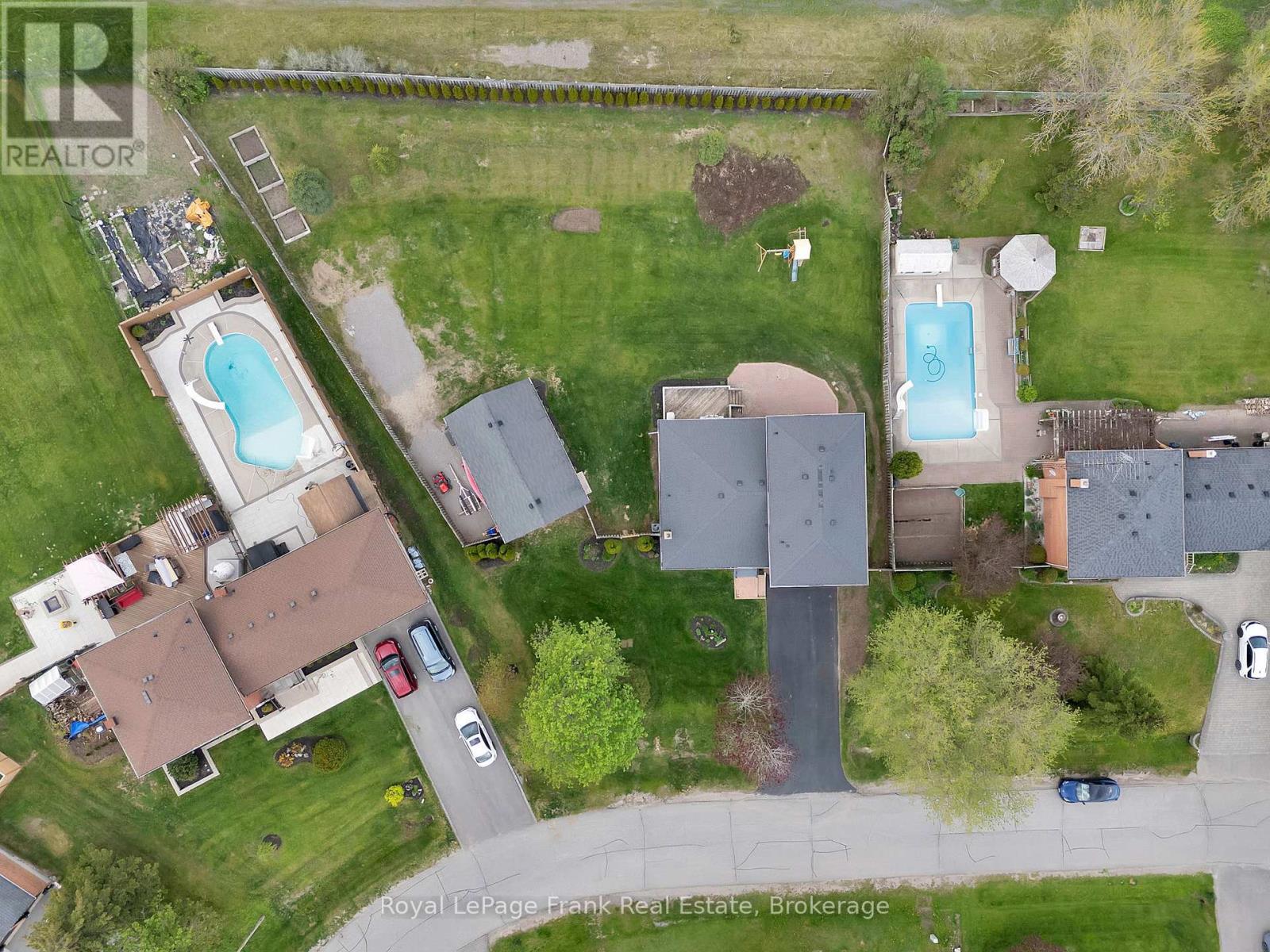 8 Gamron Avenue, Uxbridge, Ontario  L9P 1R4 - Photo 7 - N13155530