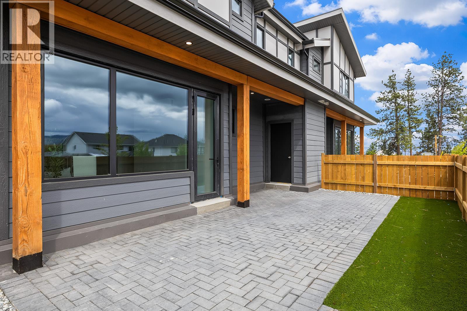 3210 Salmon Road Unit# 10, West Kelowna, British Columbia  V4T 1A7 - Photo 35 - 10387140