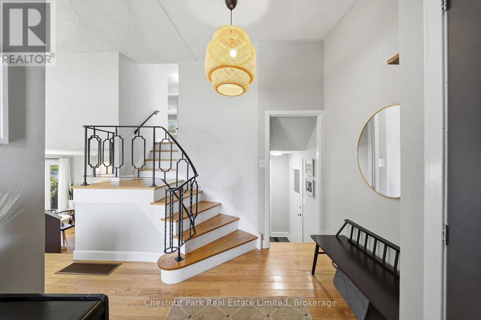 32 Barker Street, Prince Edward County, Ontario  K0K 2T0 - Photo 5 - X13155760