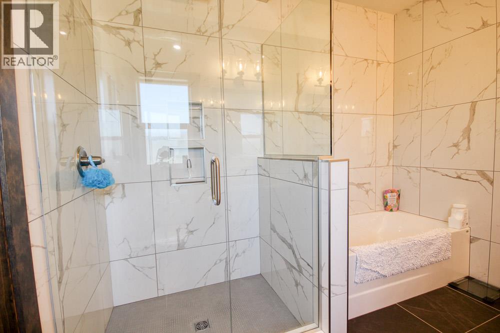 1609 8 Avenue S, Cranbrook, British Columbia  V1C 5N9 - Photo 14 - 10388179