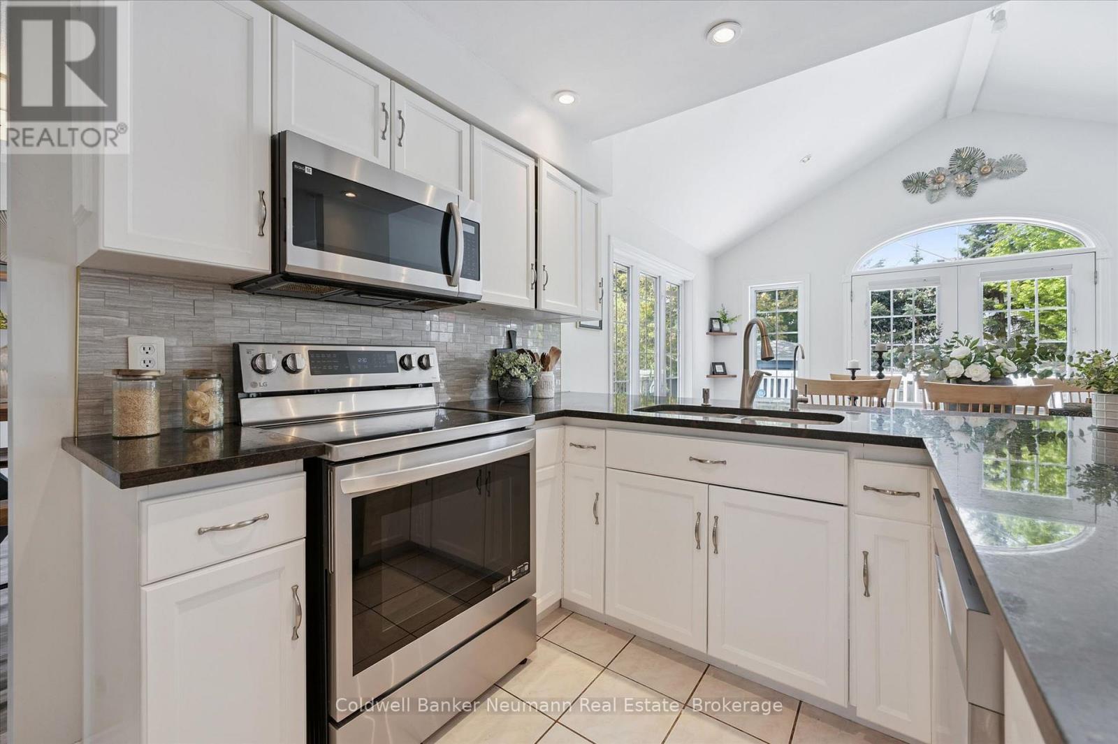 22 Sandpiper Drive, Guelph, Ontario N1C 1E2 - Photo 8 - X13155510