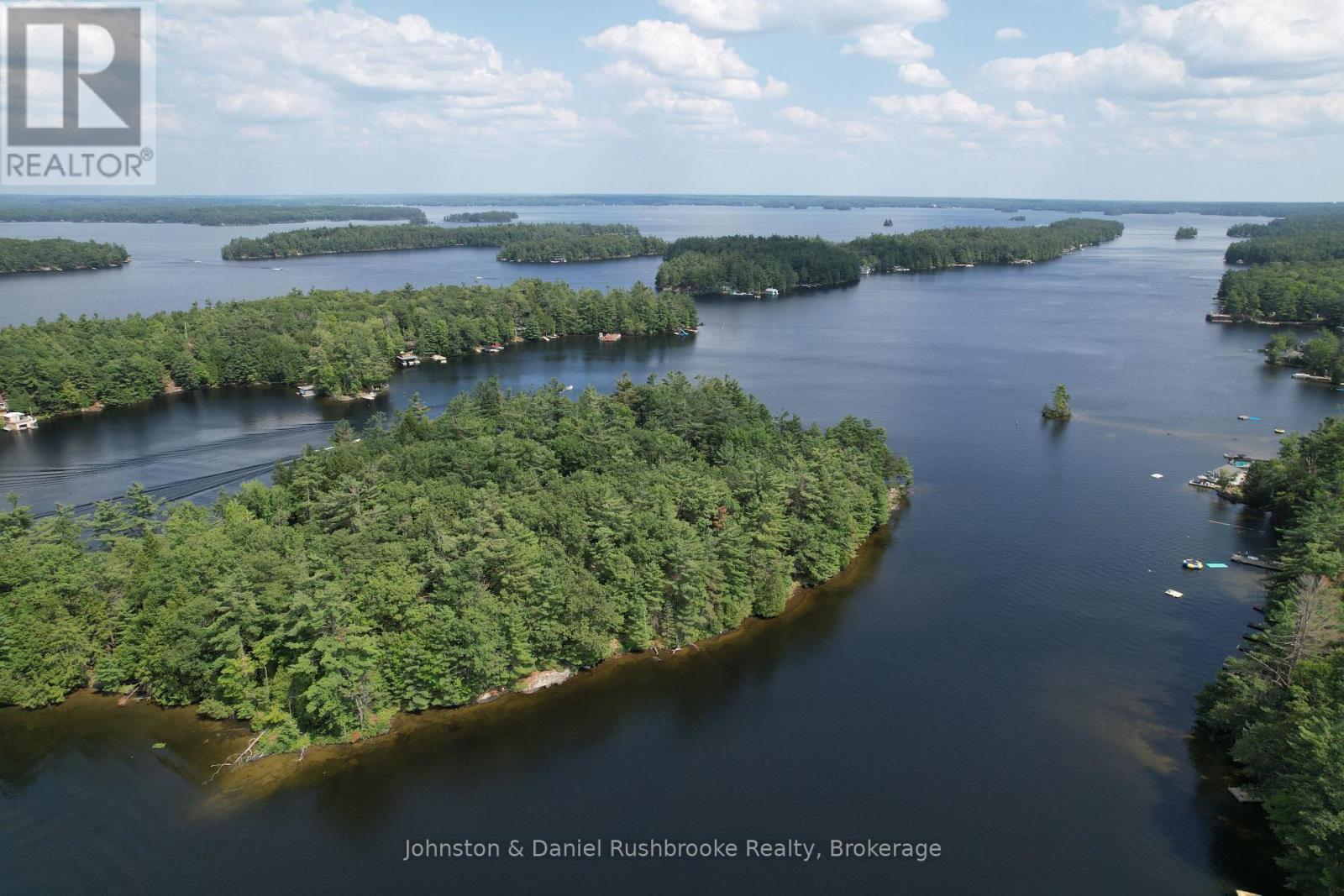 2 Island 24lm (Denison), Gravenhurst, Ontario  P1P 1R2 - Photo 14 - X13155808