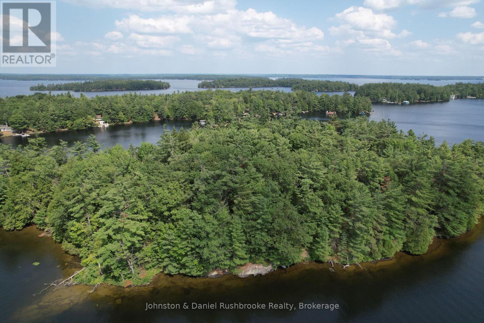 2 Island 24lm (Denison), Gravenhurst, Ontario  P1P 1R2 - Photo 19 - X13155808