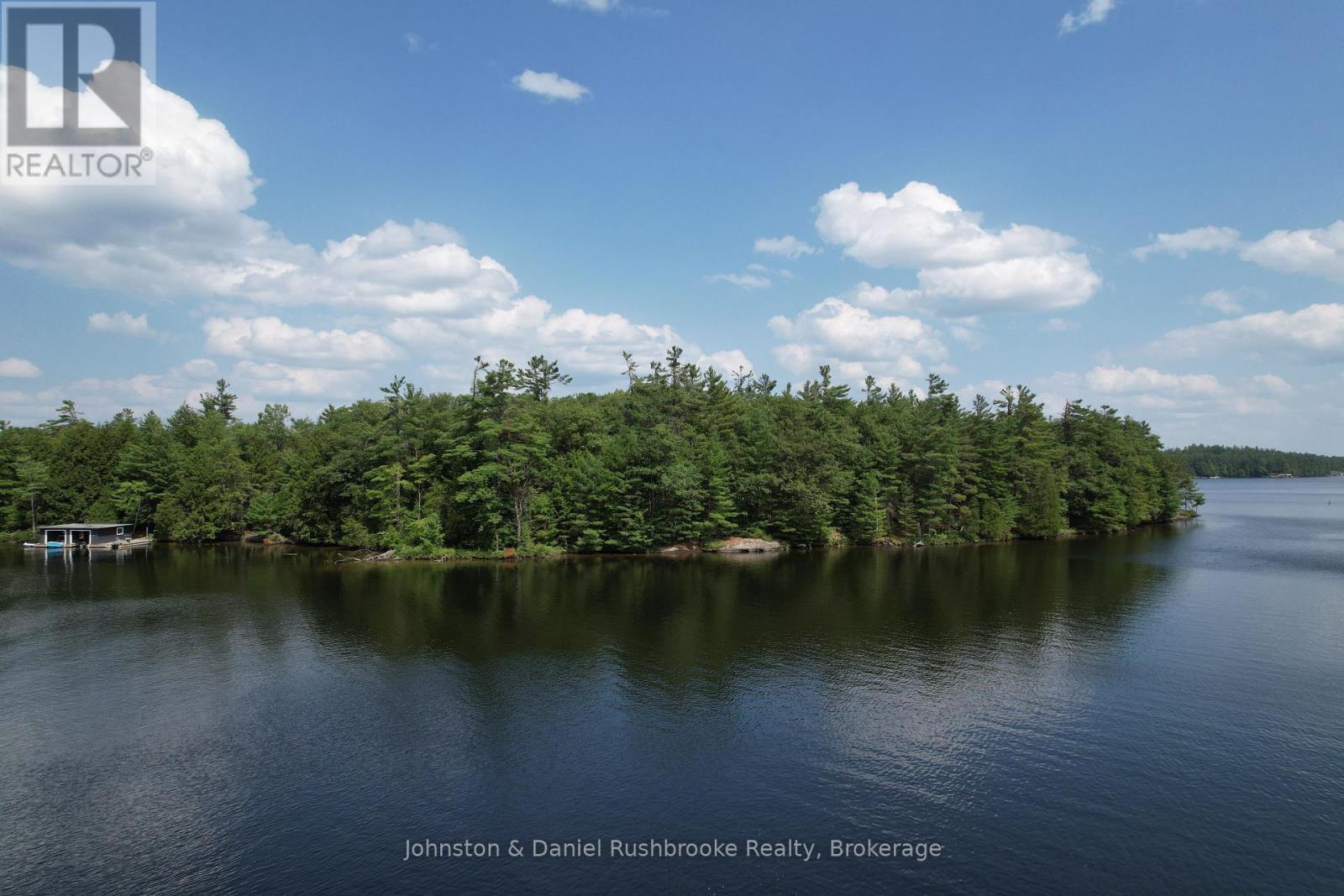 2 Island 24lm (Denison), Gravenhurst, Ontario  P1P 1R2 - Photo 23 - X13155808