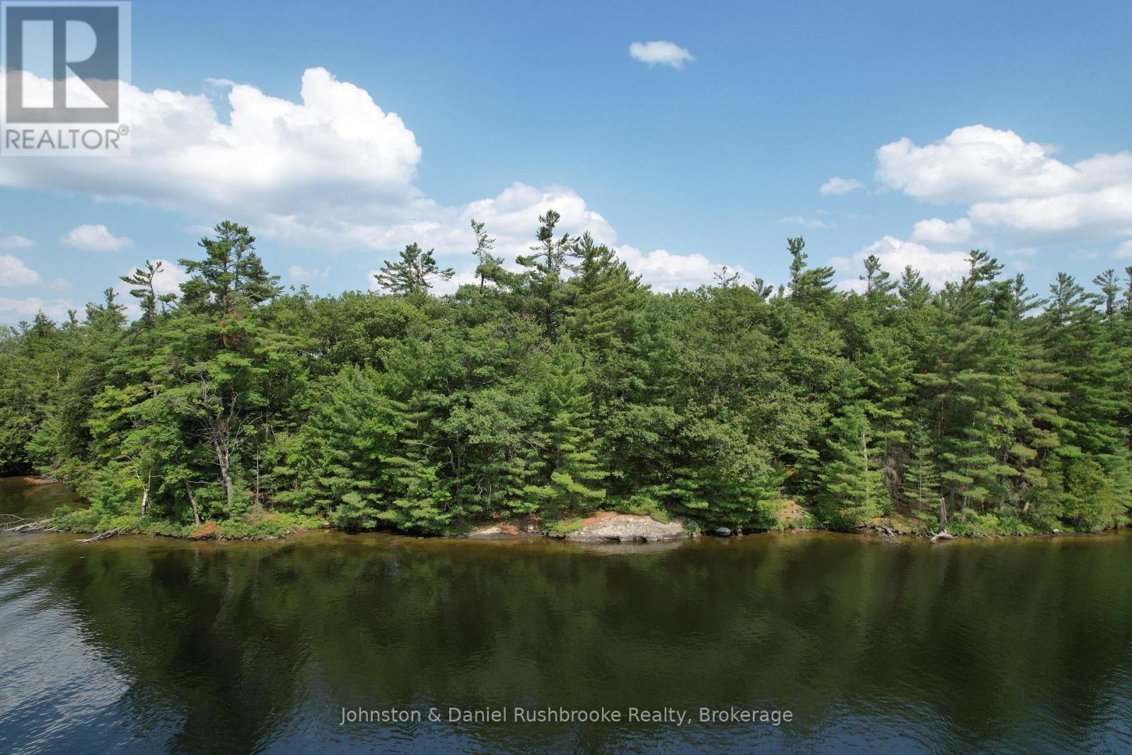 2 Island 24lm (Denison), Gravenhurst, Ontario  P1P 1R2 - Photo 30 - X13155808