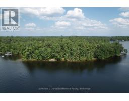 2 ISLAND 24LM (DENISON), Gravenhurst, Ontario