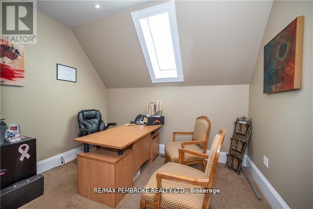 464 Pembroke Street W, Pembroke, Ontario  K8A 5N9 - Photo 14 - X13155362