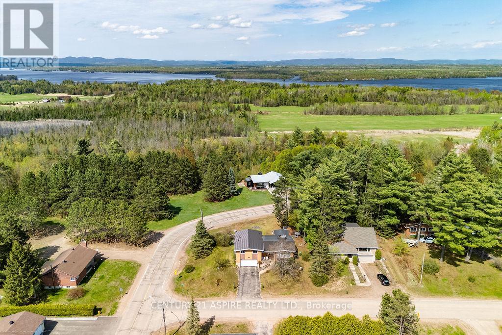 620 Birch Street, Petawawa, Ontario  K8A 7K6 - Photo 33 - X13155408