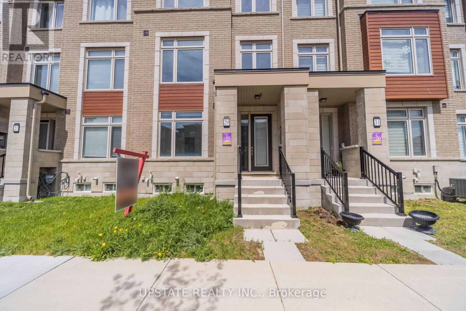 29 Ravenbury Street, Brampton, Ontario L6P 4P6 - Photo 3 - W13007938