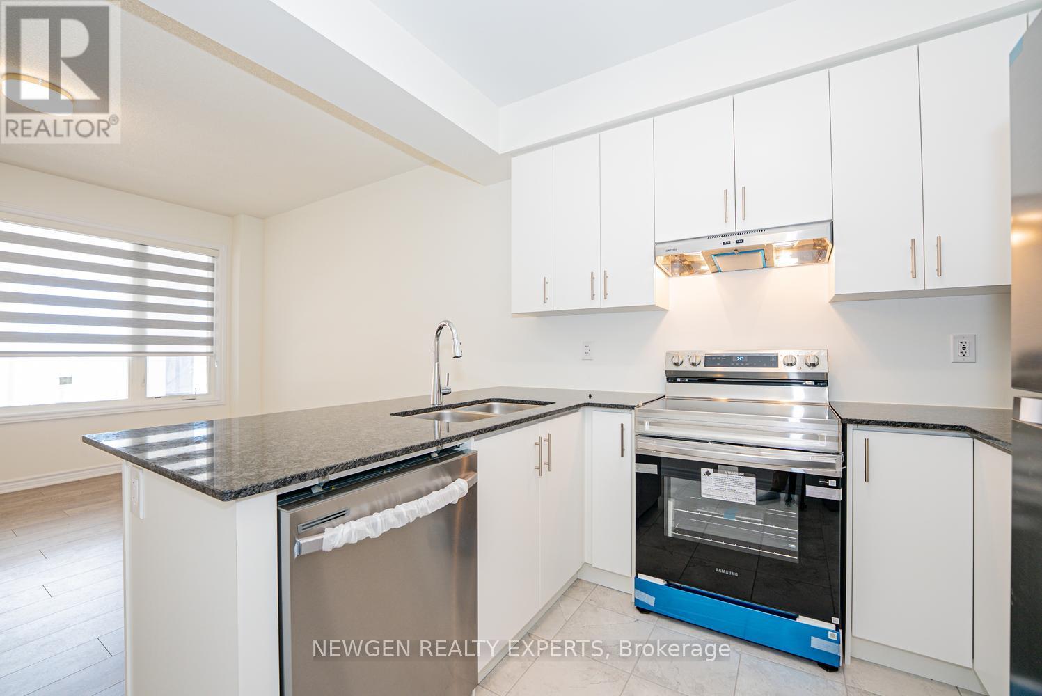33 Thornbird Crescent, Brampton, Ontario L6V 3N5 - Photo 10 - W13148178