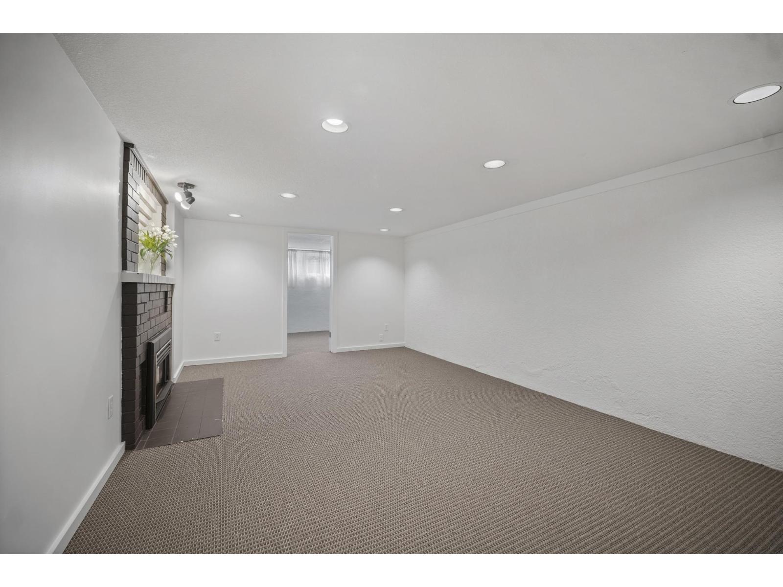 46005 Riverside Drive, Chilliwack Proper East, Chilliwack, British Columbia  V2P 3K7 - Photo 19 - R3123909