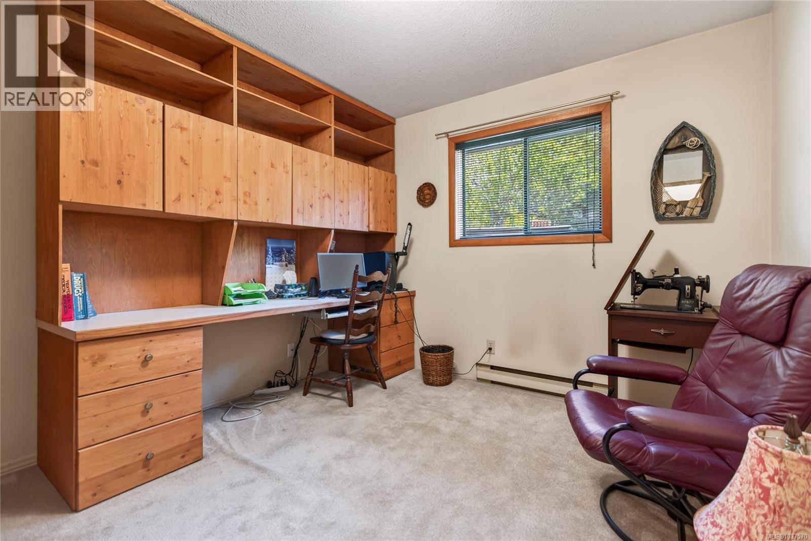 624 Totem Cres, Comox, British Columbia  V9M 3J3 - Photo 7 - 1037570
