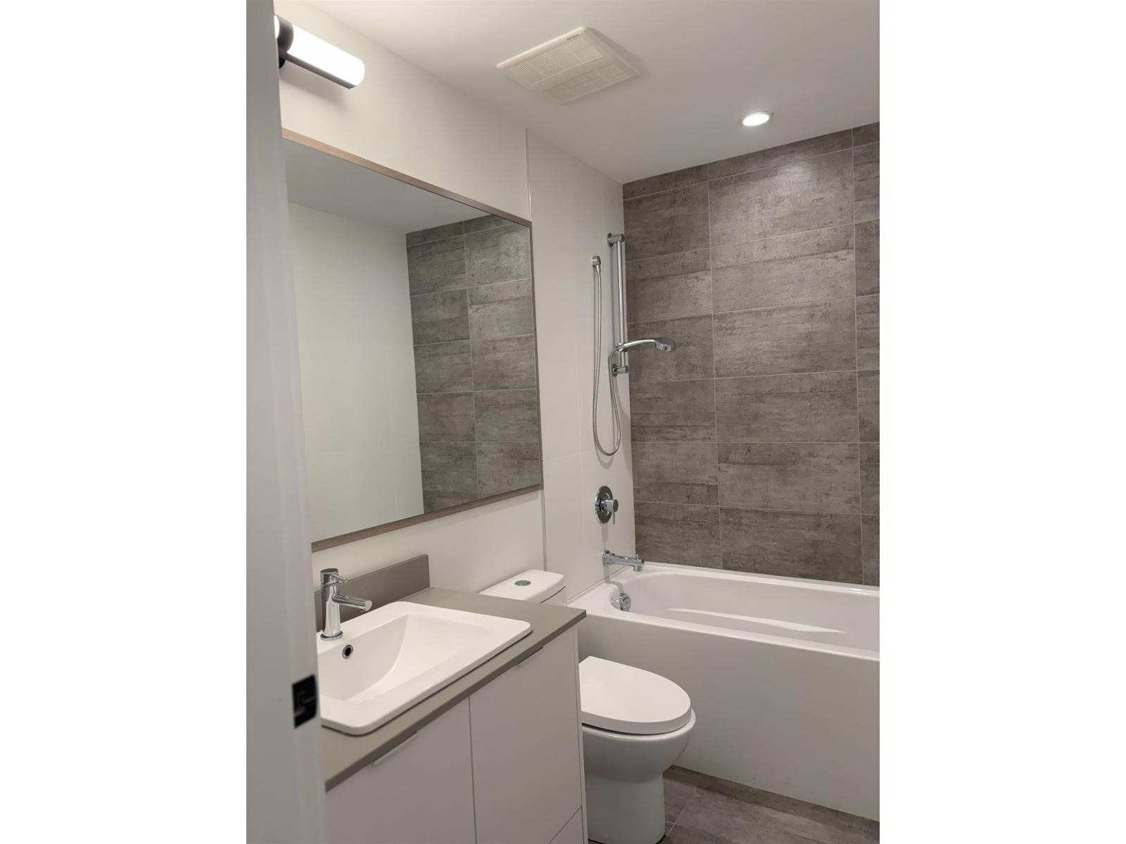 416-417 2493 Montrose Avenue, Abbotsford, British Columbia V2S 3T2 - Photo 20 - R3125285