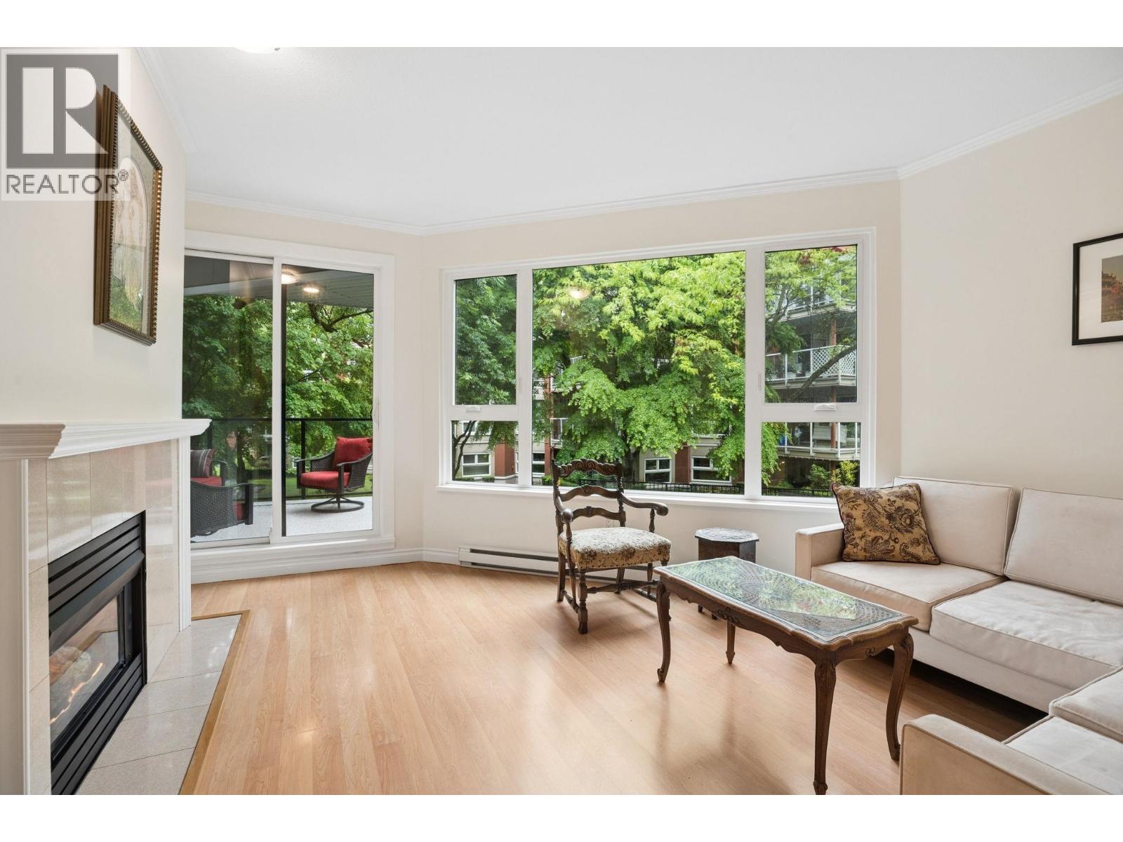 225 1150 Quayside Drive, New Westminster, British Columbia V3M 6E1 - Photo 2 - R3124726