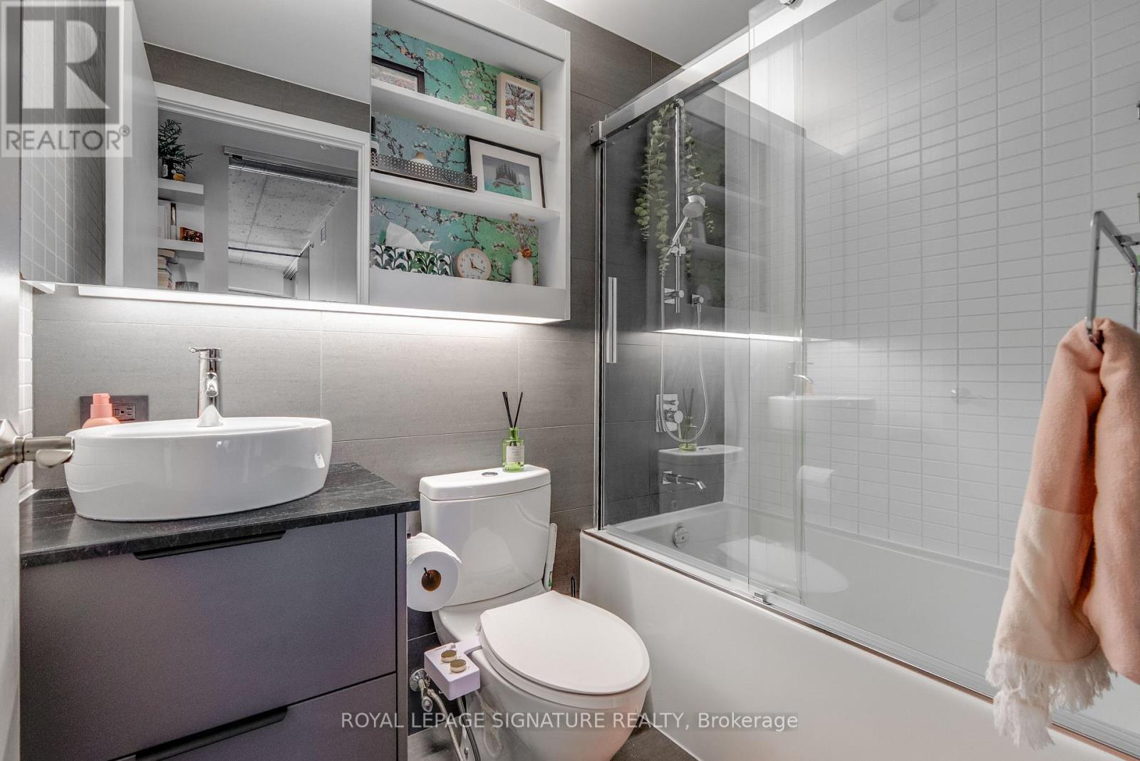 1502 - 51 Trolley Crescent, Toronto, Ontario  M5A 0E9 - Photo 14 - C13155382