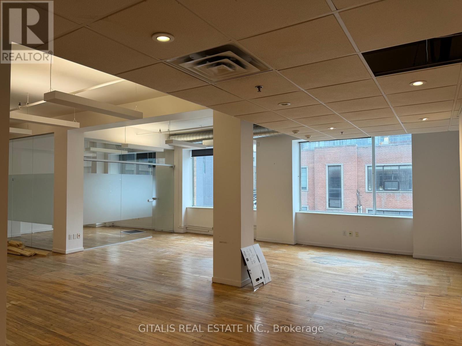 300-301 - 460 Richmond Street W, Toronto, Ontario  M5V 1Y1 - Photo 5 - C13155578