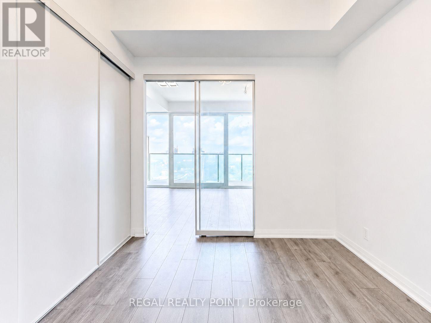 2307 - 99 Foxbar Road, Toronto, Ontario  M4V 0B2 - Photo 5 - C13155716