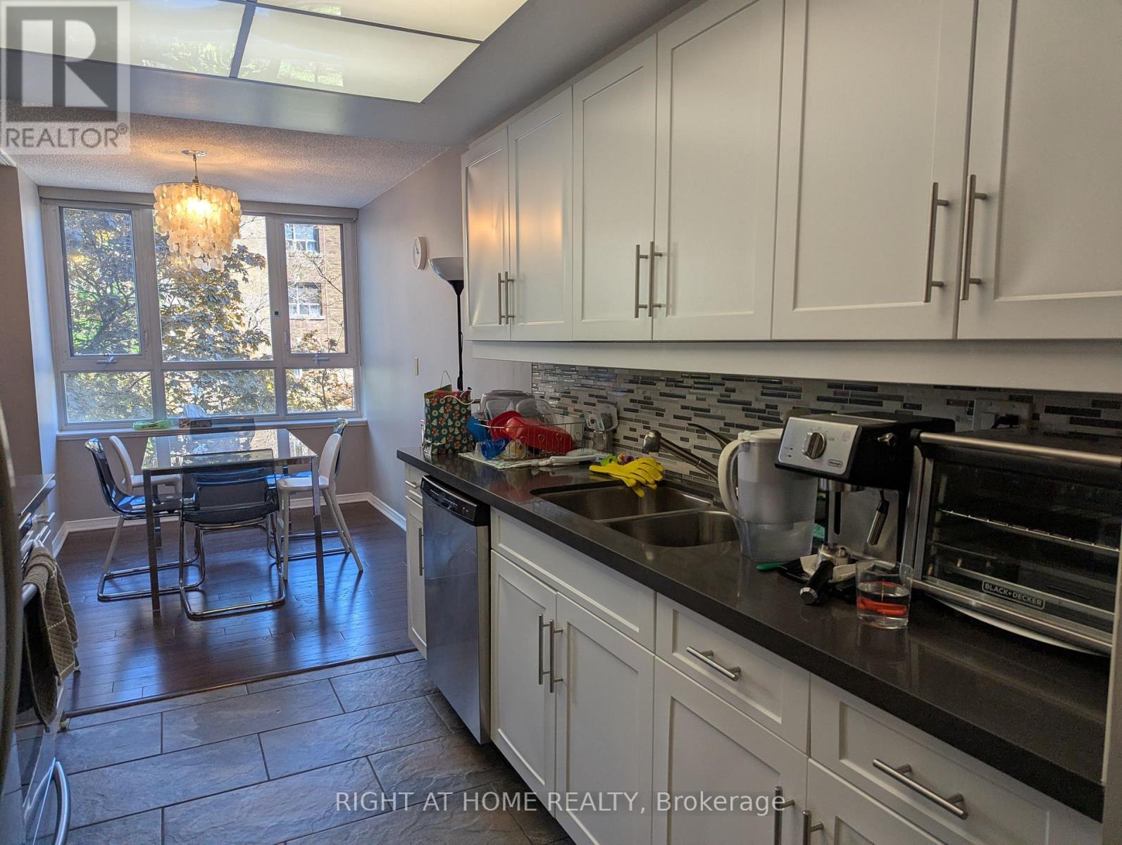 405 - 55 Wellesley Street E, Toronto, Ontario  M4Y 2T6 - Photo 17 - C13155738