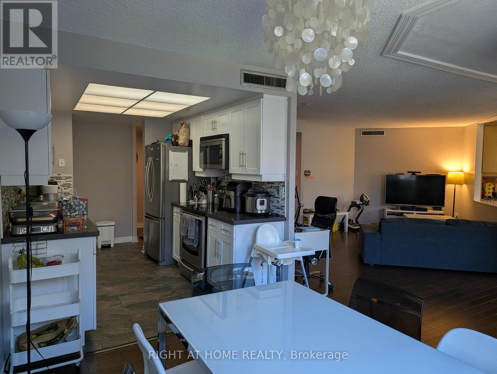 405 - 55 Wellesley Street E, Toronto, Ontario  M4Y 2T6 - Photo 8 - C13155738