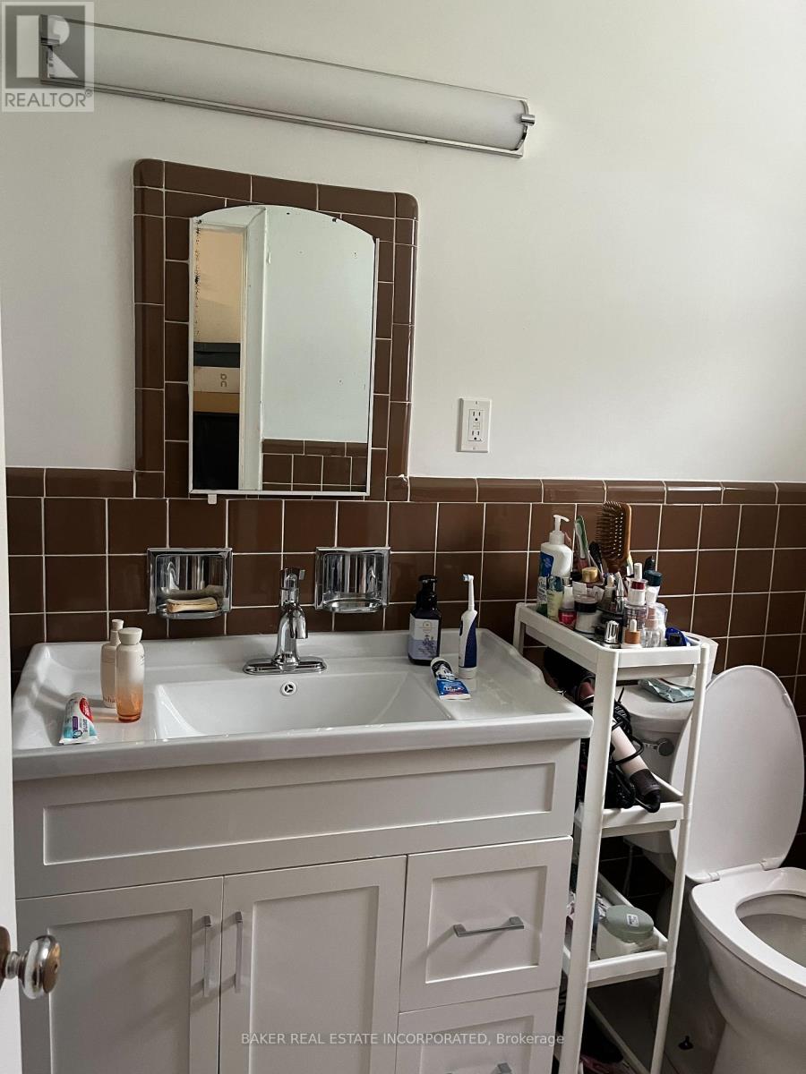 156 Cocksfield Avenue, Toronto (Bathurst Manor), Ontario  M3H 3T5 - Photo 18 - C13155792