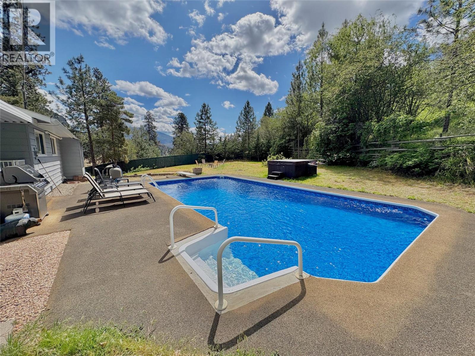 2807 Willowbrook Rd Road, Oliver, British Columbia  V0H 1T5 - Photo 4 - 10375743