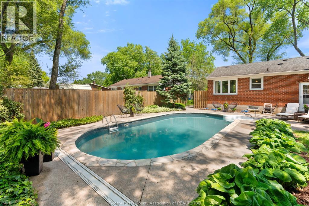 3155 Virginia Park Ave, Windsor, Ontario  N9E 2C1 - Photo 31 - 26011738
