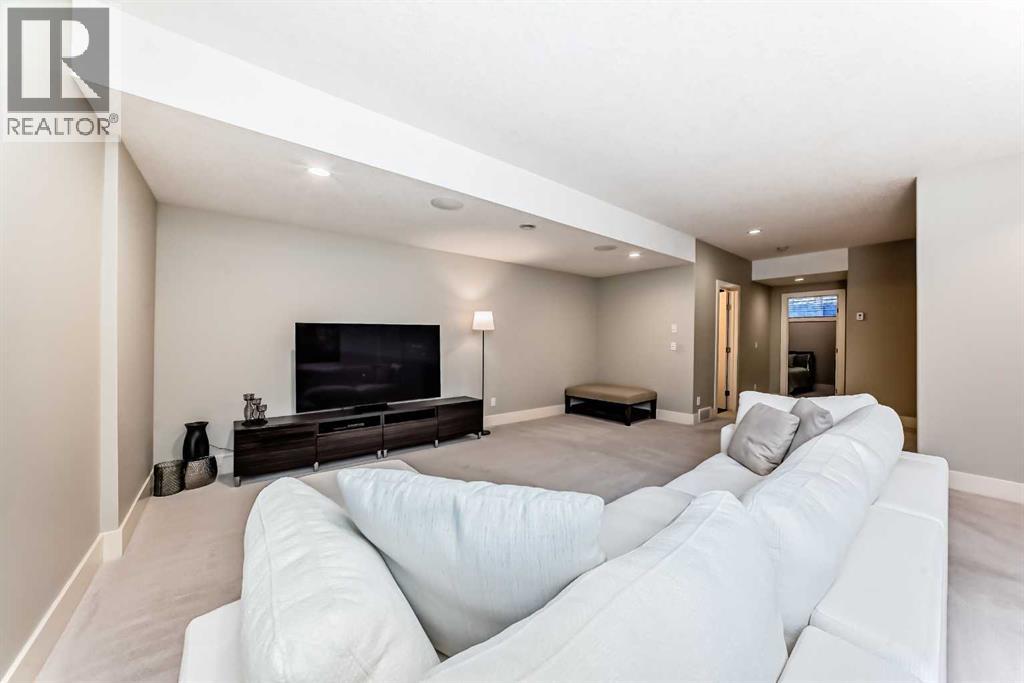425 36 Avenue NW, Calgary, Alberta  T2K 0C4 - Photo 38 - A2308747