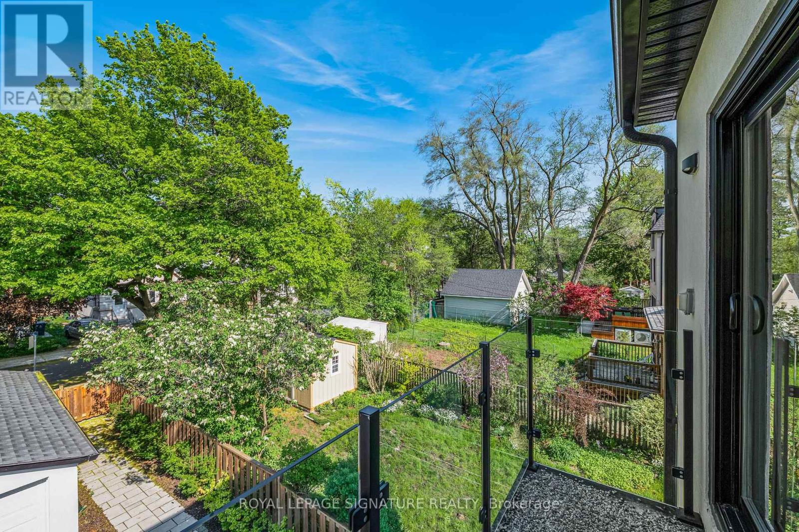 39 Coleridge Avenue, Toronto (Woodbine-Lumsden), Ontario  M4C 4H4 - Photo 24 - E13155376