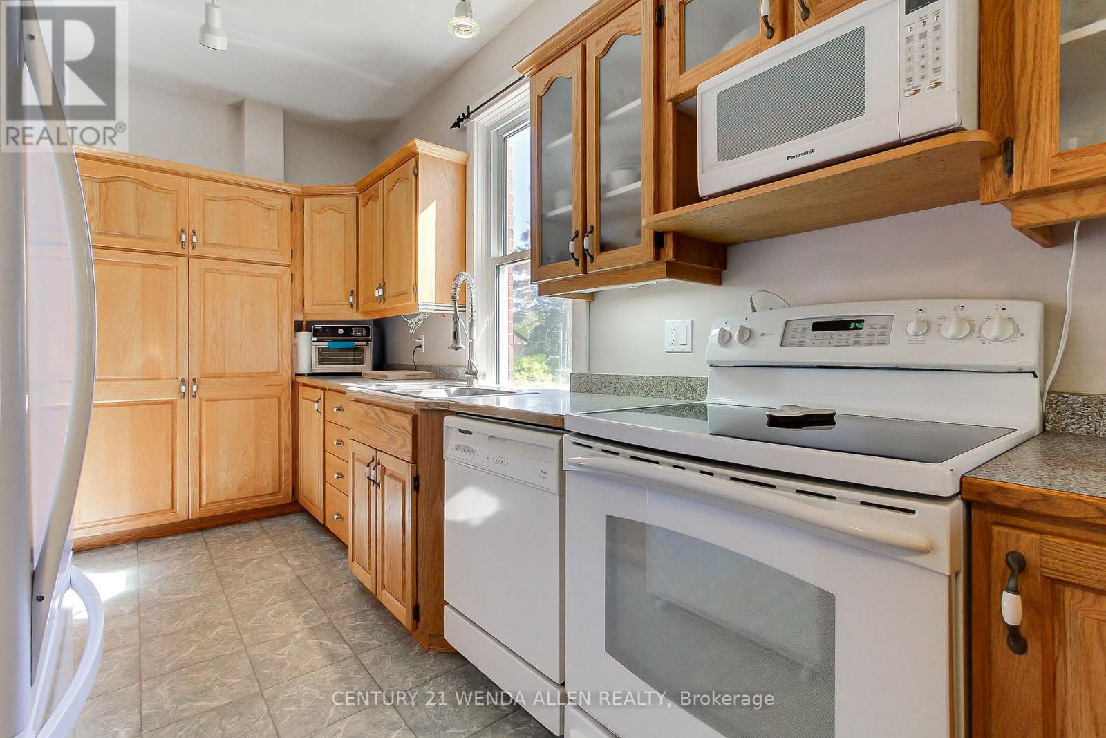 2090 Concession 9 Road, Pickering, Ontario  L1Y 1A1 - Photo 12 - E13155404