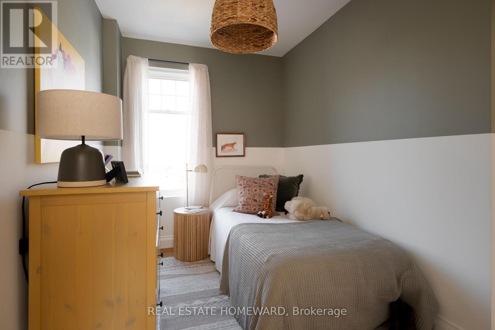 52 Balfour Avenue, Toronto, Ontario  M4C 1T6 - Photo 20 - E13155614