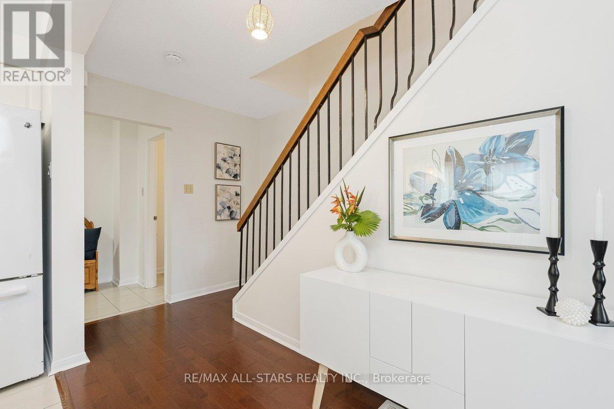 15 Montezuma Trail, Toronto, Ontario  M1V 1K4 - Photo 17 - E13155628